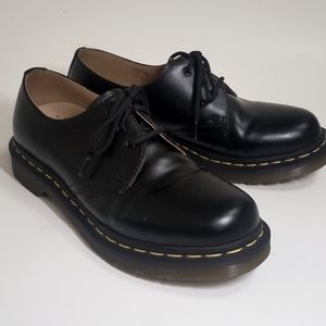 Dr. Martens Oxford Docs Sz 8